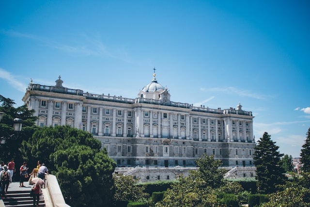 Top 5 Reasons To Study Abroad in Madrid